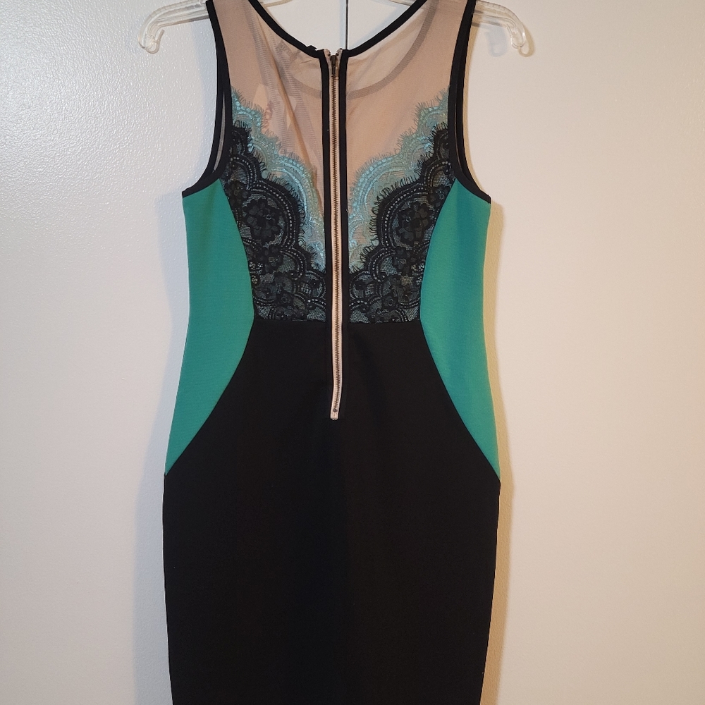 Dress - Picture 2 of 3